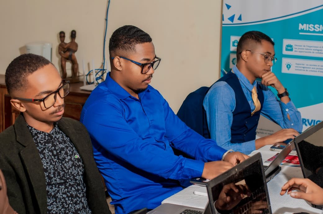 L'équipe UN-IT en action